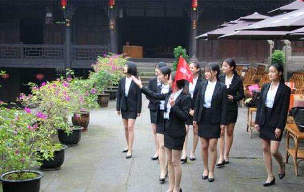 ηc팣I(y)